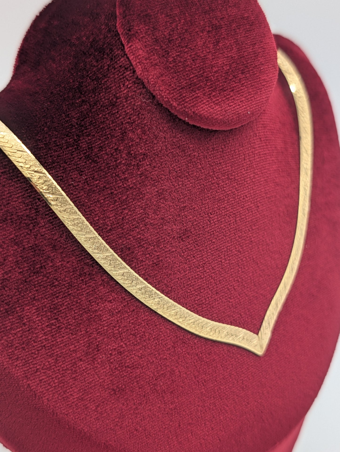 Vintage 14kt Double Sided Diamond-cut 14kt Solid Gold Herringbone V Necklace